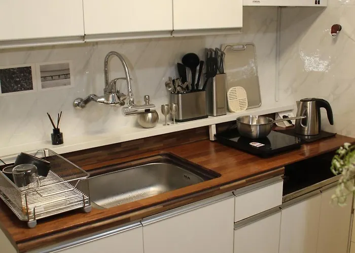 Apartment Ynny Stay#yeouido#daebang Station-line1 And Singil Station-line1,5 Saetgang Station-line9 Seoul